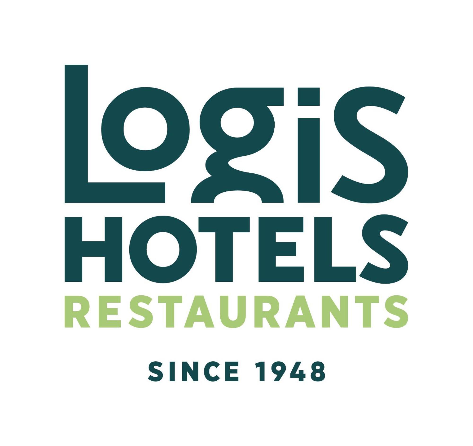 Logis Hotels - Le Pont Bernet - Hotel 2 Etoiles Et Restaurant Le Pian-Médoc Exteriör bild